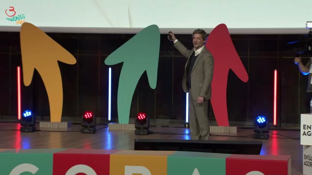Redes sociais | Direito ao silêncio - Pedro Granger